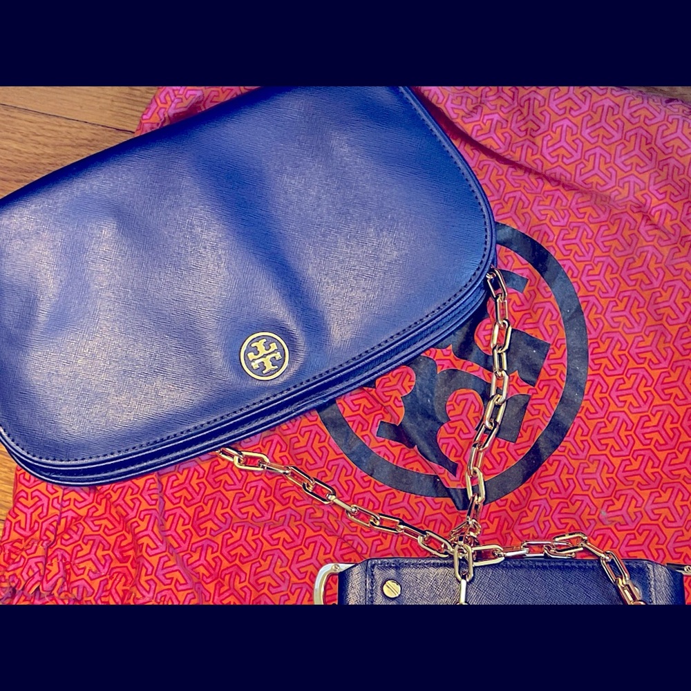 Beautiful royal blue tory burch crossbody bag.
